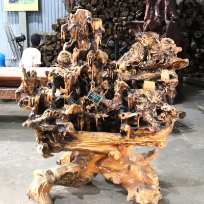 Non bộ Gỗ Lũa trai vàng