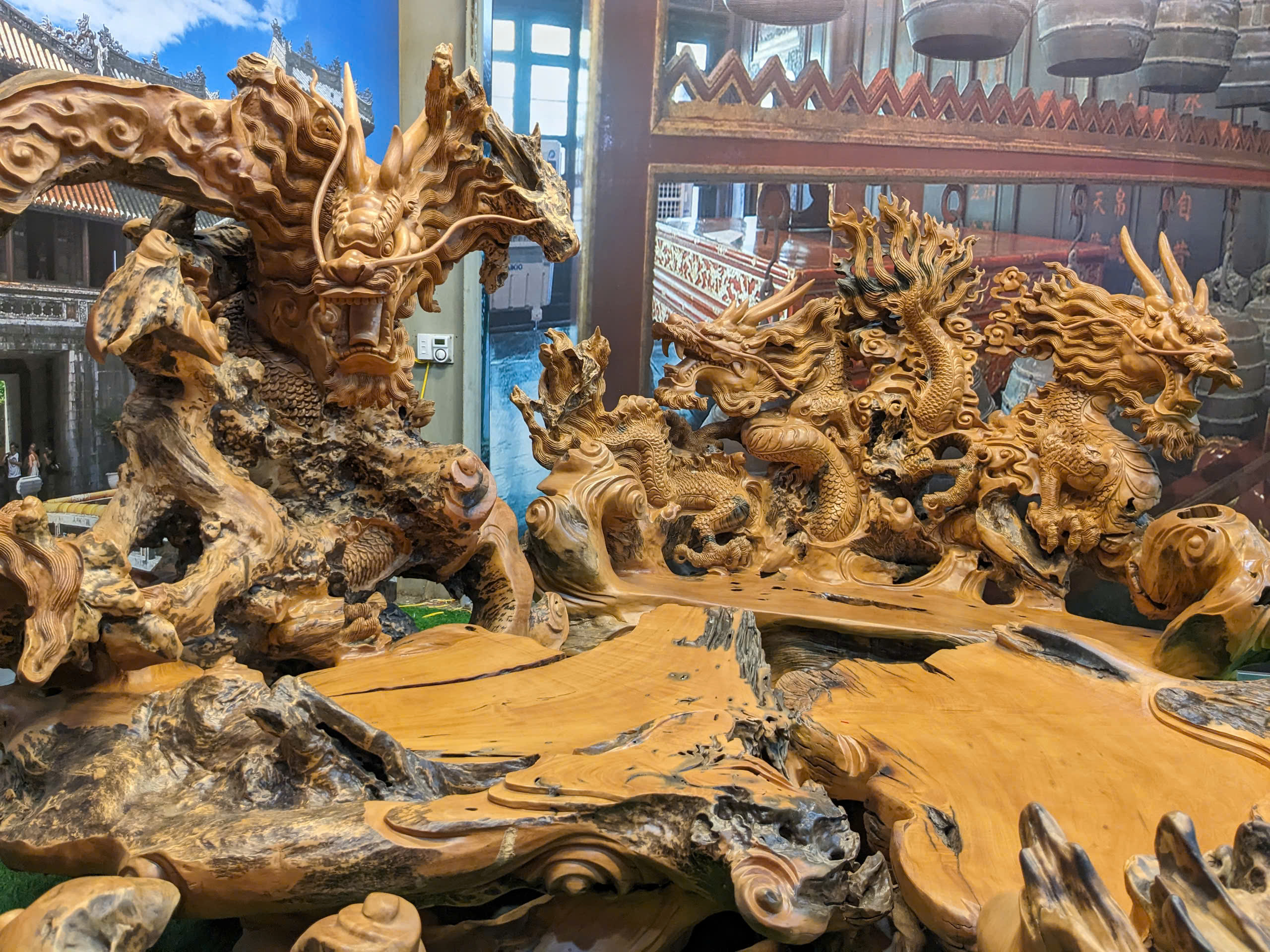 Bộ bàn ghế gỗ