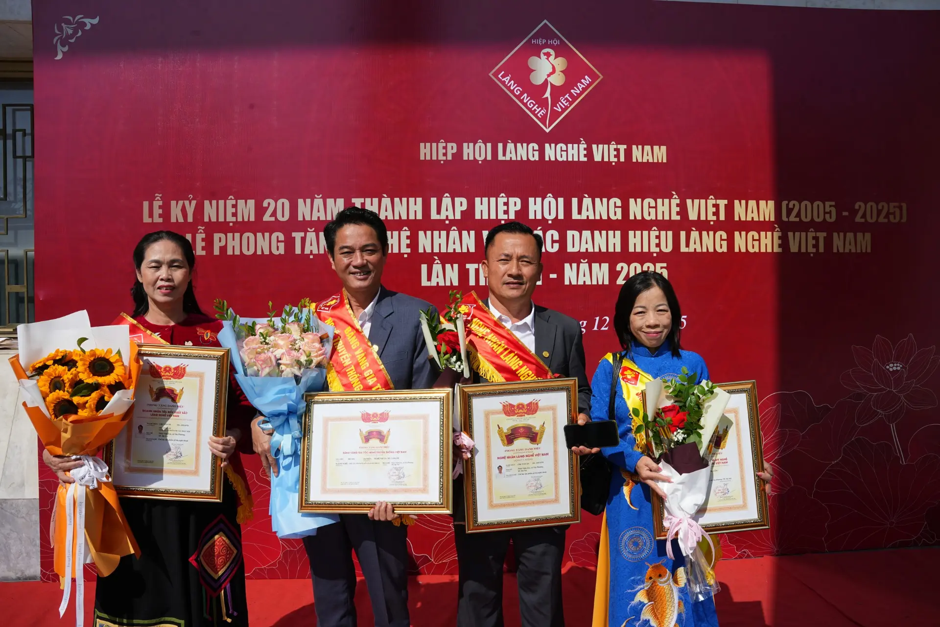 Chu Gia Trác Mộc